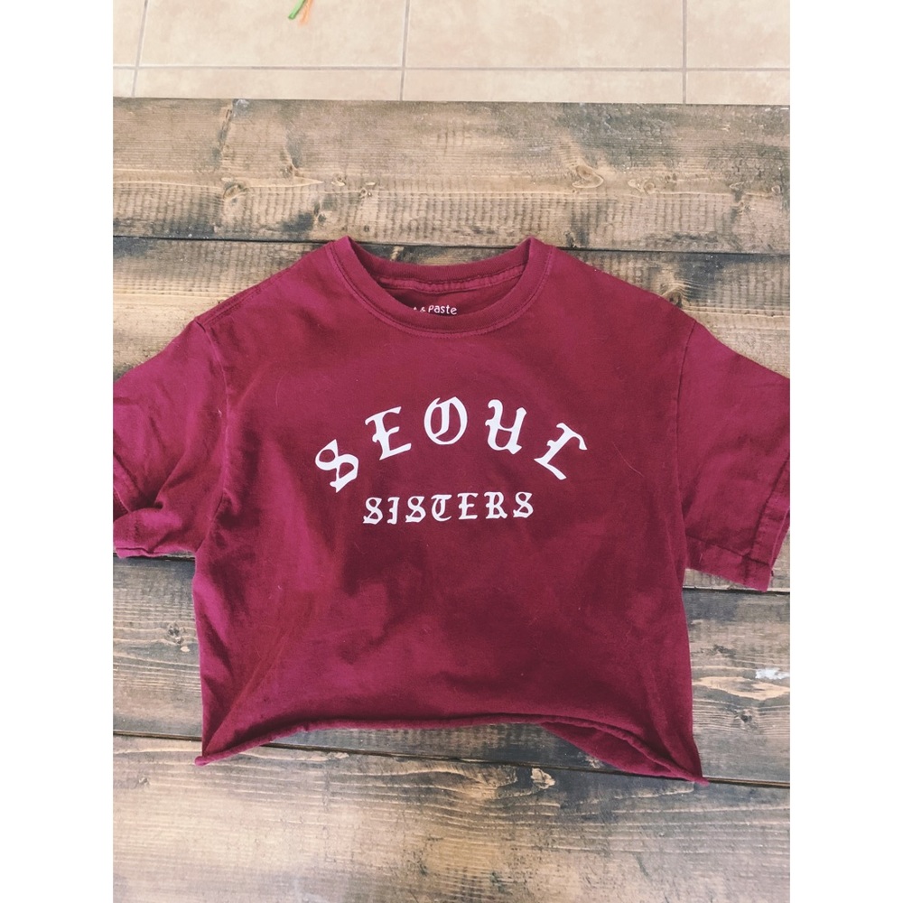 vintage style crop tee